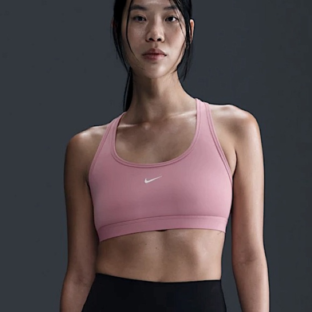 Nike Light Support Non-Padded Sports Bra Elemental Pink